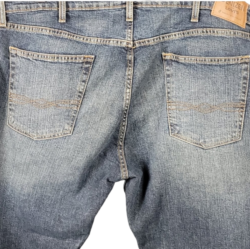 MEN'SDenizen Jeans - Picture 3 of 9